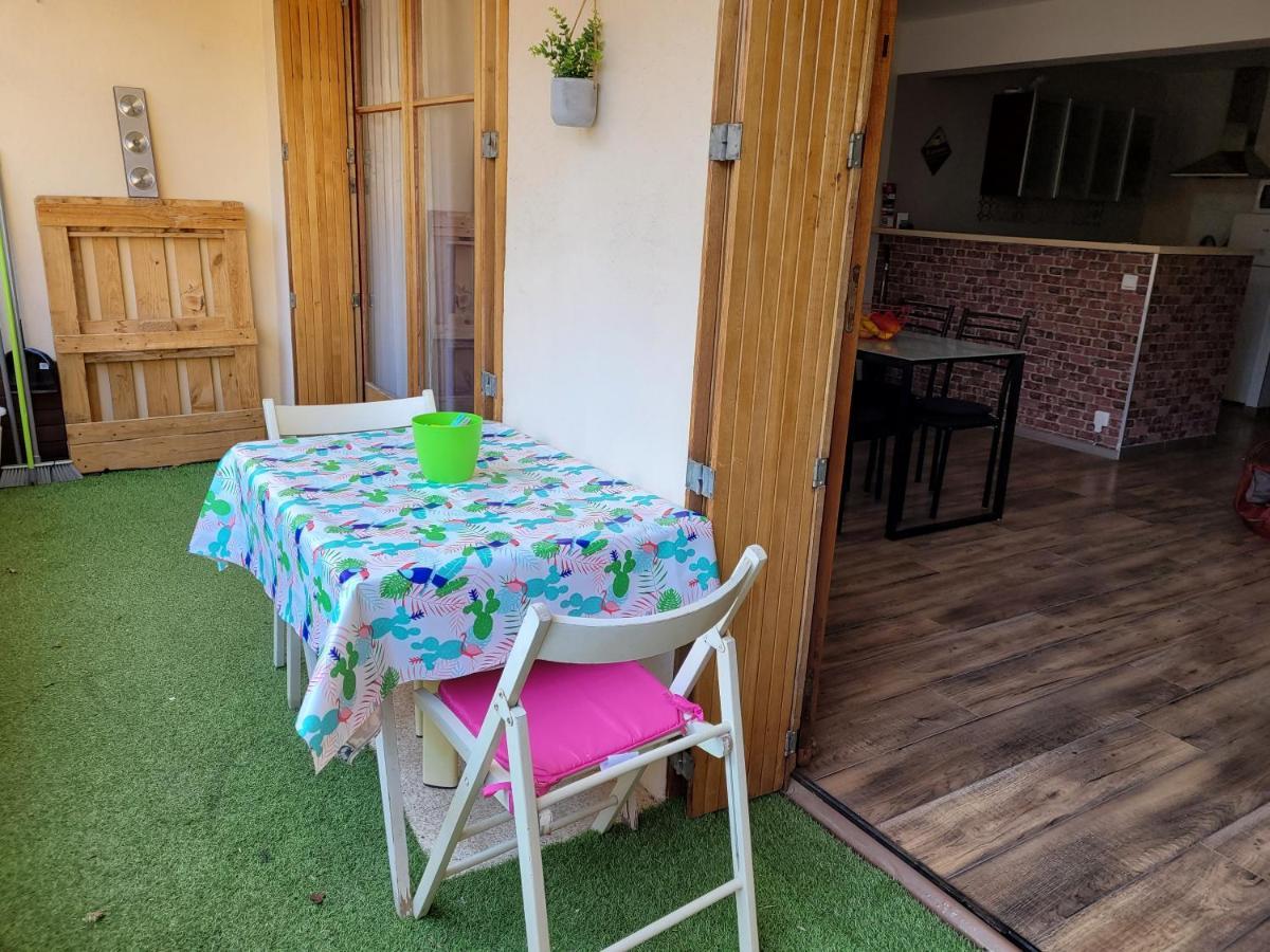 דירות קסיס Au Calme, 200M Du Centre T2 Avec Balcon Et Parking מראה חיצוני תמונה
