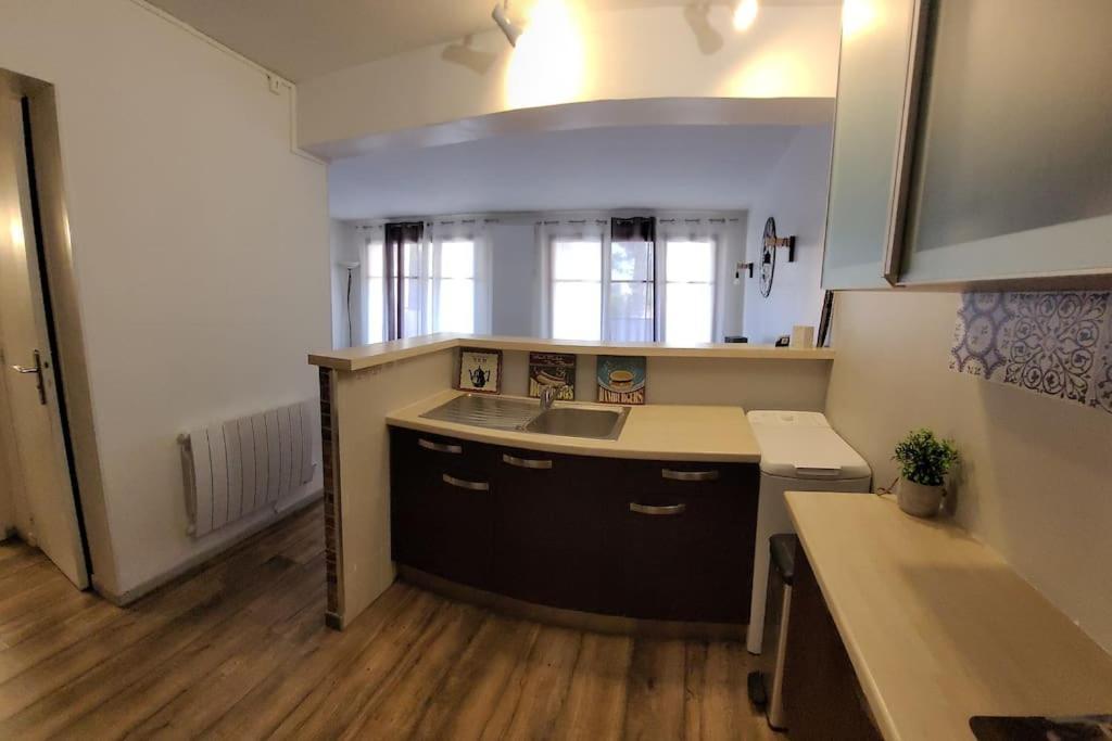דירות קסיס Au Calme, 200M Du Centre T2 Avec Balcon Et Parking מראה חיצוני תמונה